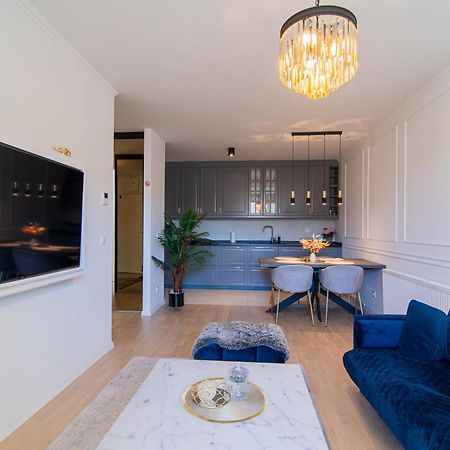 Flexible Selfcheckins 66 - Zagreb - Loggia - 80M2 - New - Luxury - Garage - 2 Bedrooms Exterior foto