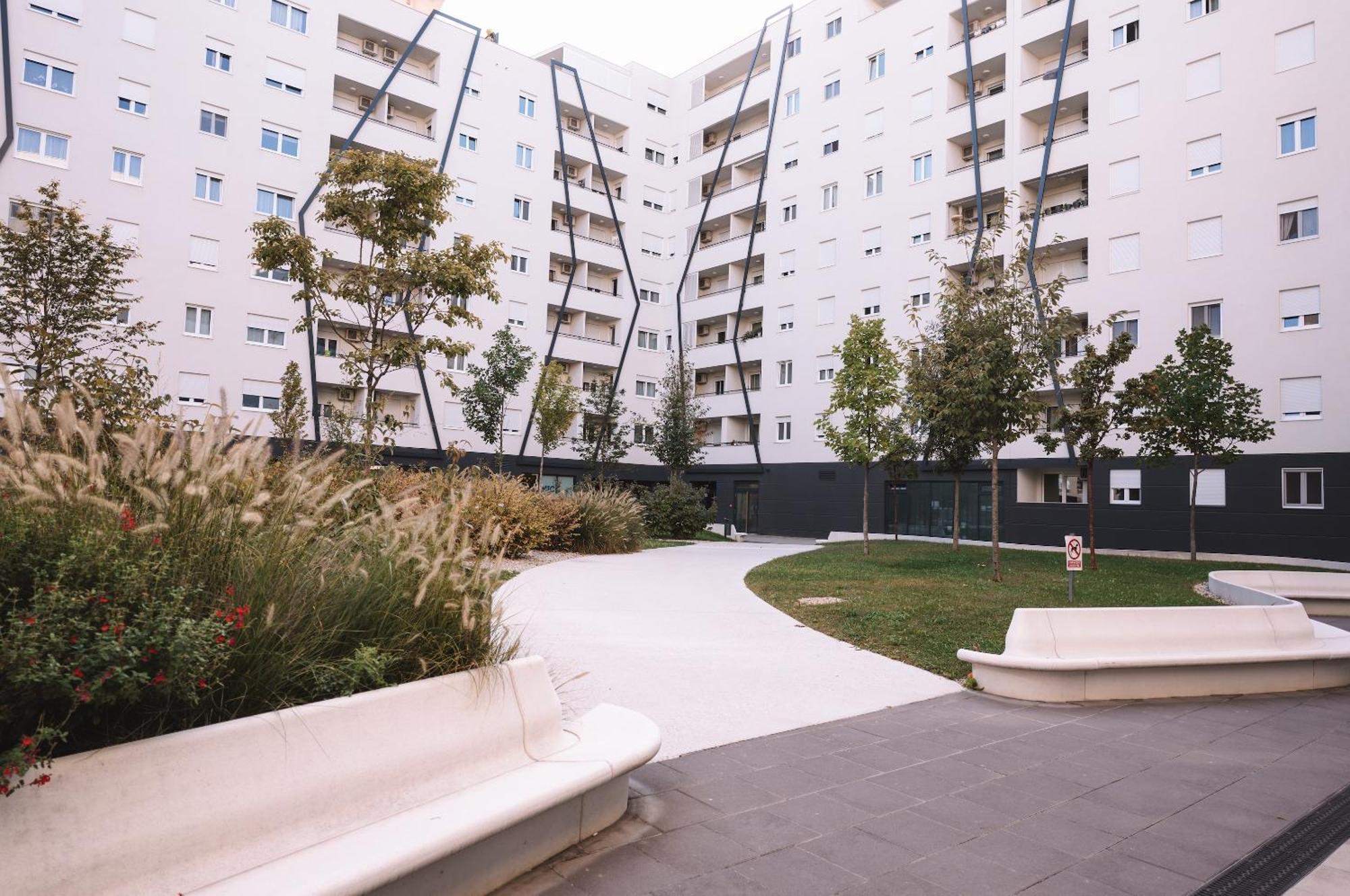 Flexible Selfcheckins 66 - Zagreb - Loggia - 80M2 - New - Luxury - Garage - 2 Bedrooms Exterior foto